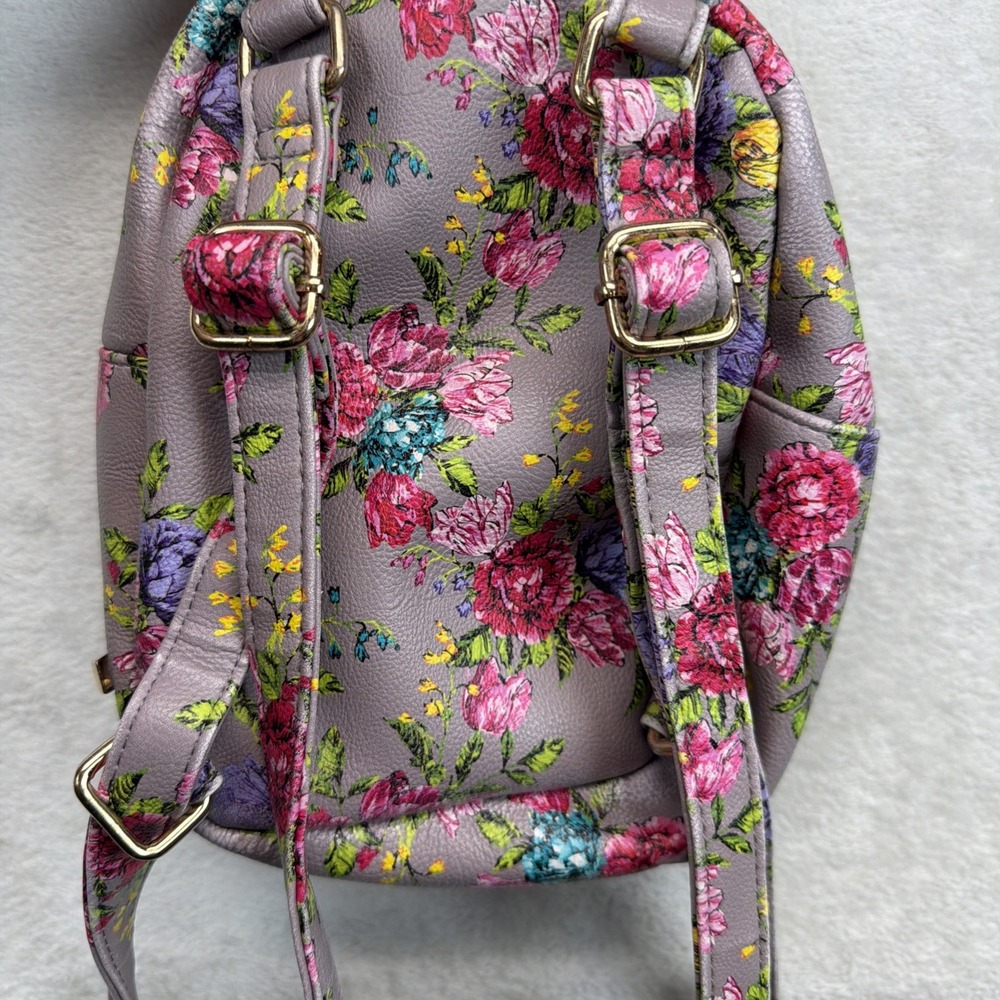 Betsey Johnson Floral Puppy Dog Face Mini Backpack Gray Pink Roses Kitsch Bag - Picture 9 of 10